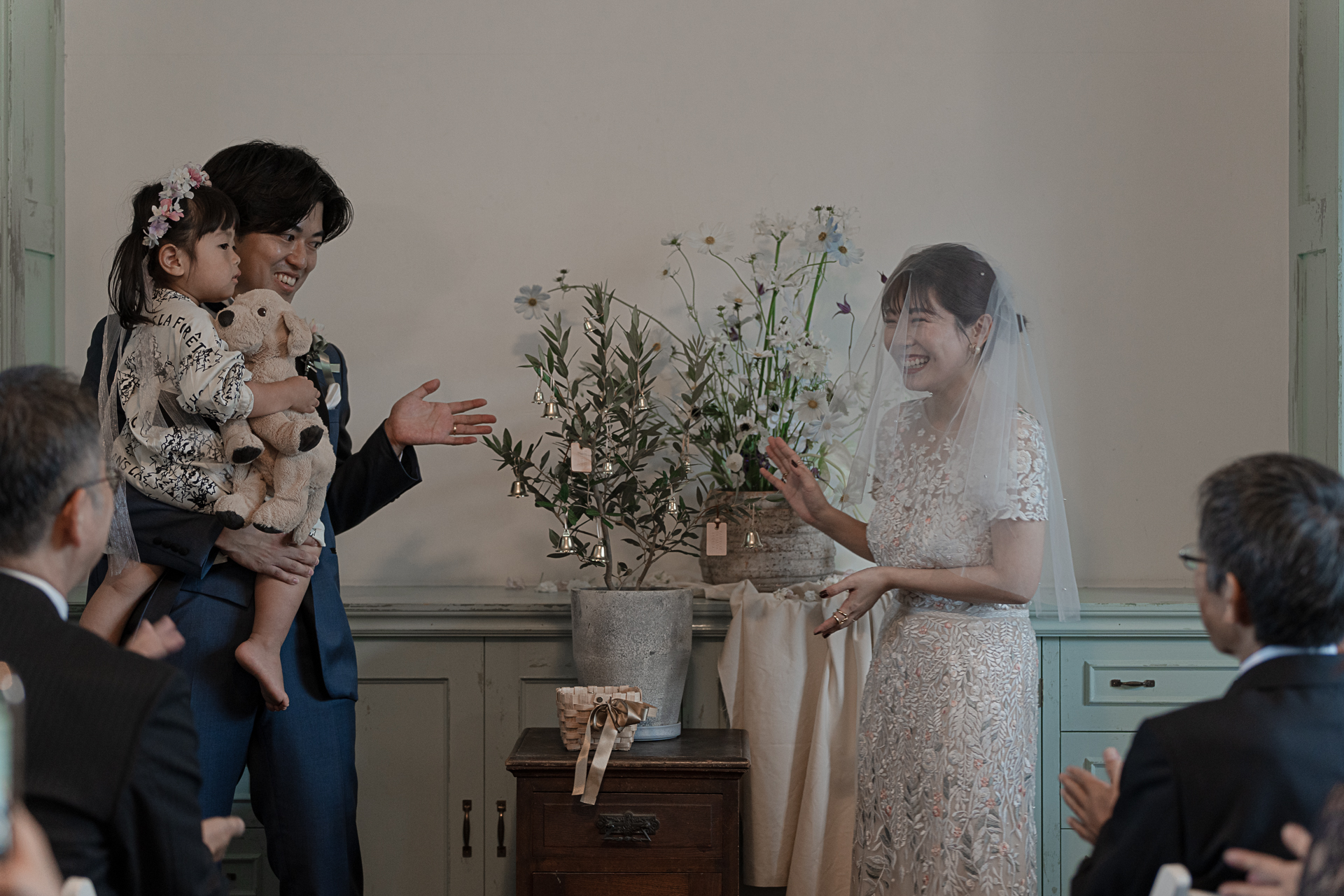 神戸塩屋の異人館 旧グッゲンハイム邸の結婚式レポート_挙式風景｜レトロ婚プロデュース